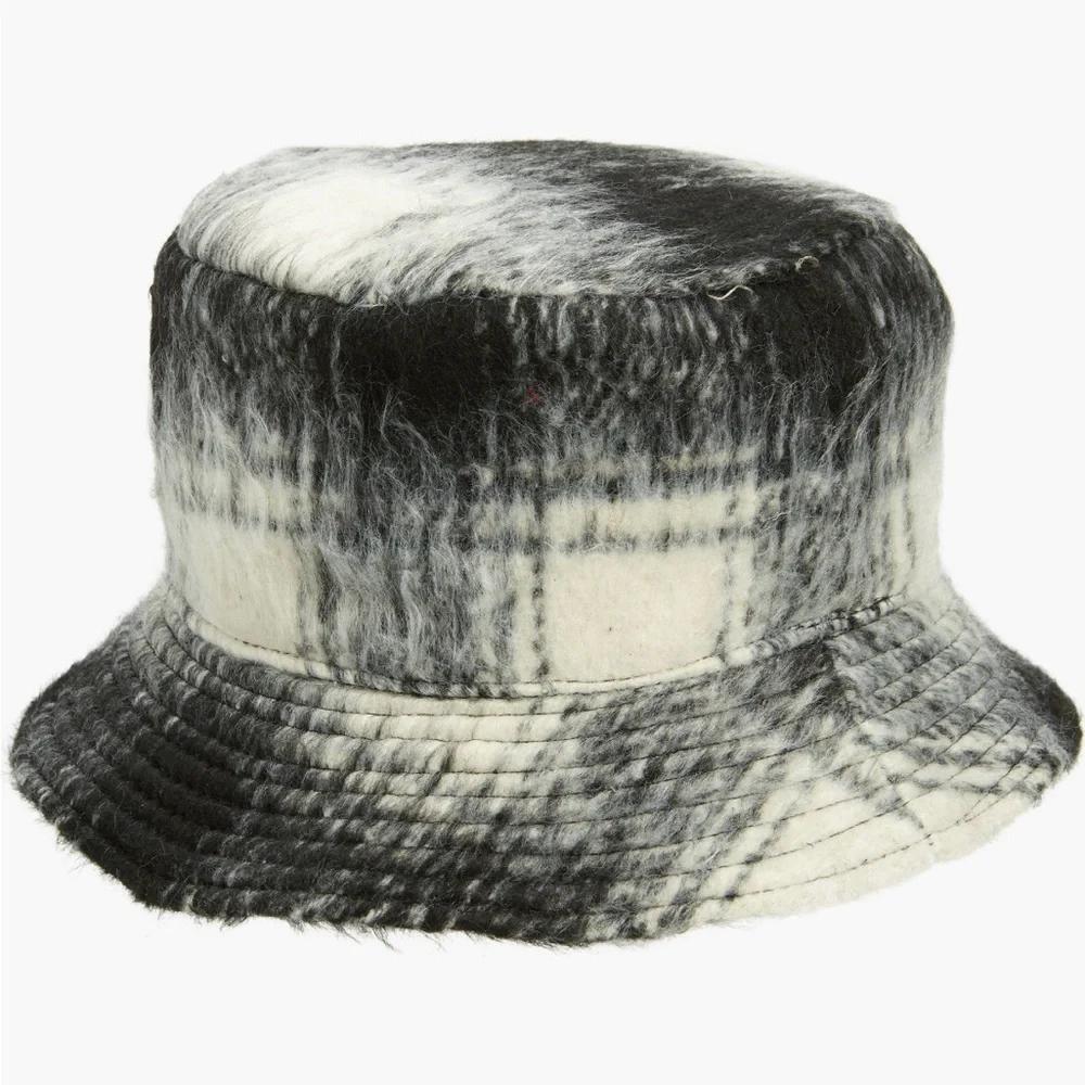 Melrose Market Plaid Eyelash Bucket Hat